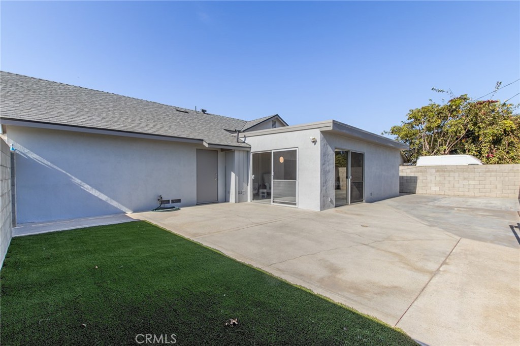 8232 Indianapolis, Huntington Beach CA 92646 - photo 20