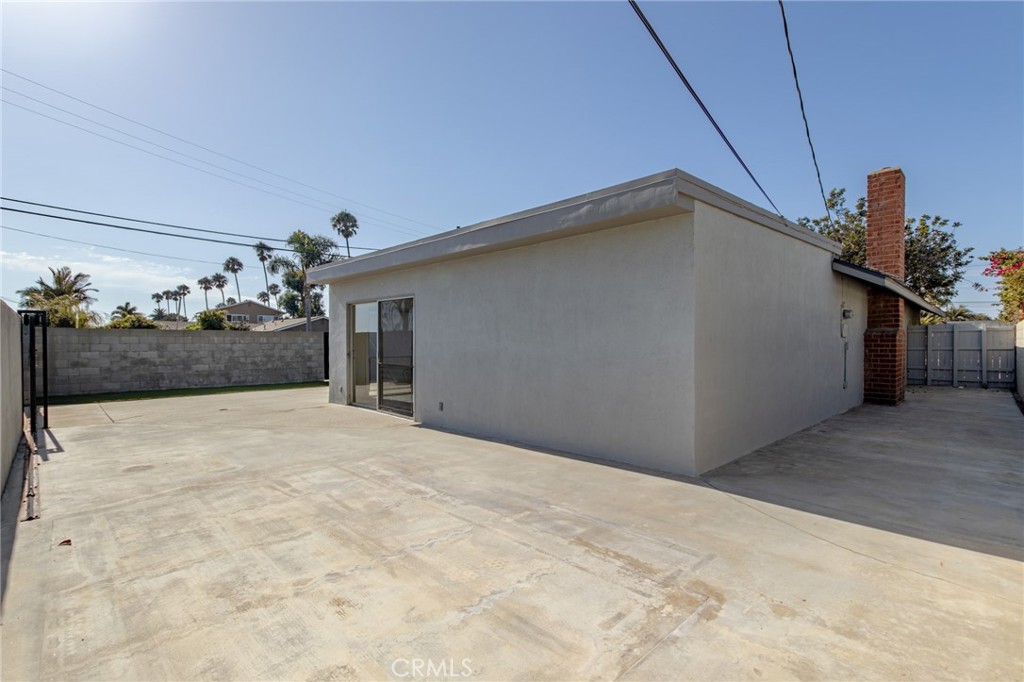 8232 Indianapolis, Huntington Beach CA 92646 - photo 22