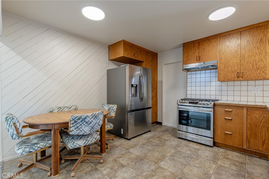 8232 Indianapolis, Huntington Beach CA 92646 - photo 39