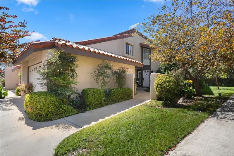 8272 Roma Drive 35, Huntington Beach, CA 92646