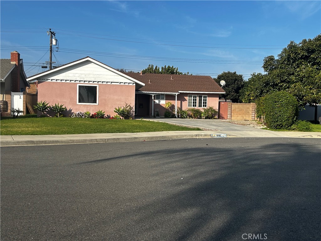 8281 Guilders, Huntington Beach CA 92647 - photo 1