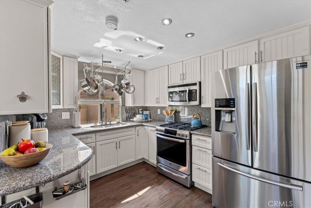 8310 Atlanta 205, Huntington Beach CA 92646 - photo 18