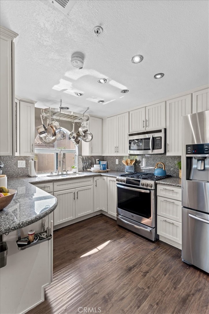8310 Atlanta 205, Huntington Beach CA 92646 - photo 20