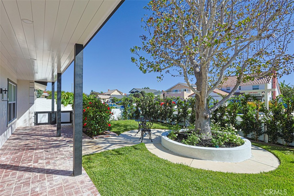 8331 Snowbird Drive, Huntington Beach CA 92646 - photo 7