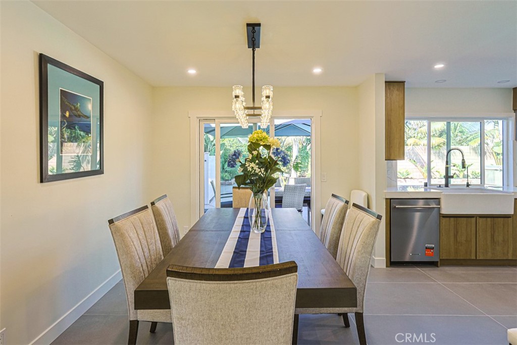 Dinning room - 8331 Snowbird Drive, Huntington Beach CA 92646 - photo 14