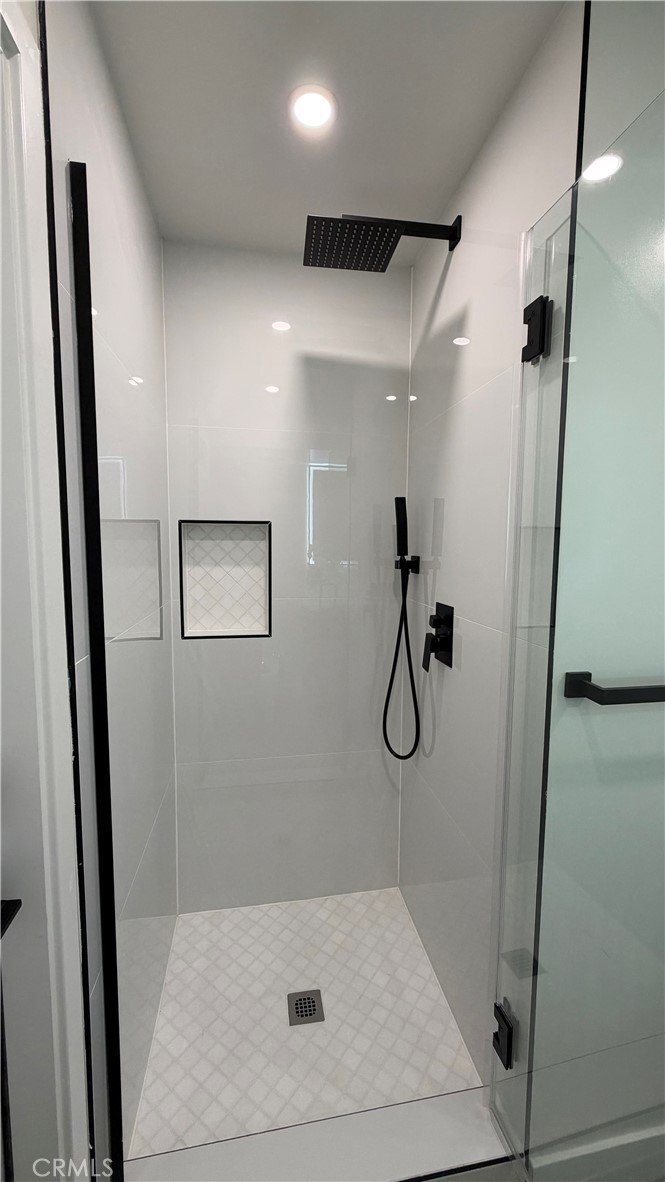 Shower 1st floor - 8331 Snowbird Drive, Huntington Beach CA 92646 - photo 37