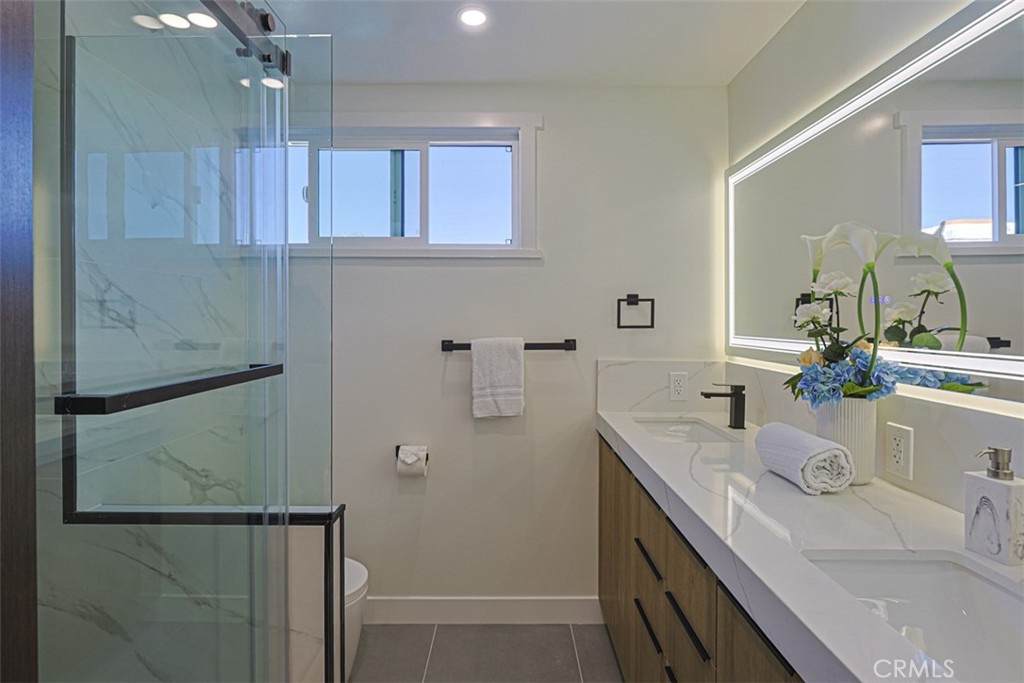 1 fullbath upstairs with bathtub - 8331 Snowbird Drive, Huntington Beach CA 92646 - photo 53