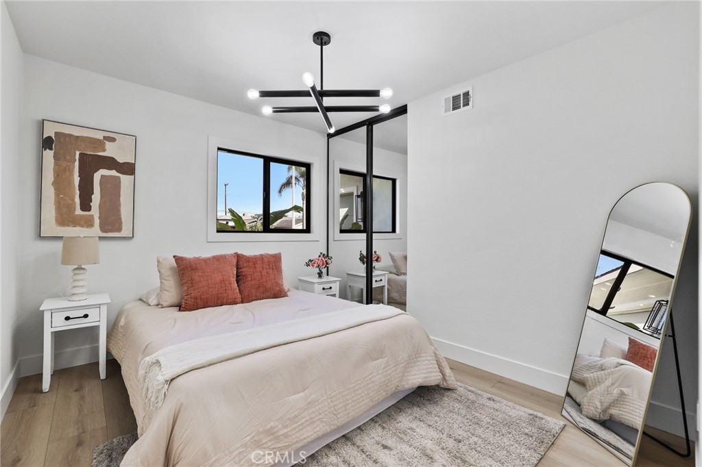 8352 Friesland, Huntington Beach CA 92647 - photo 16