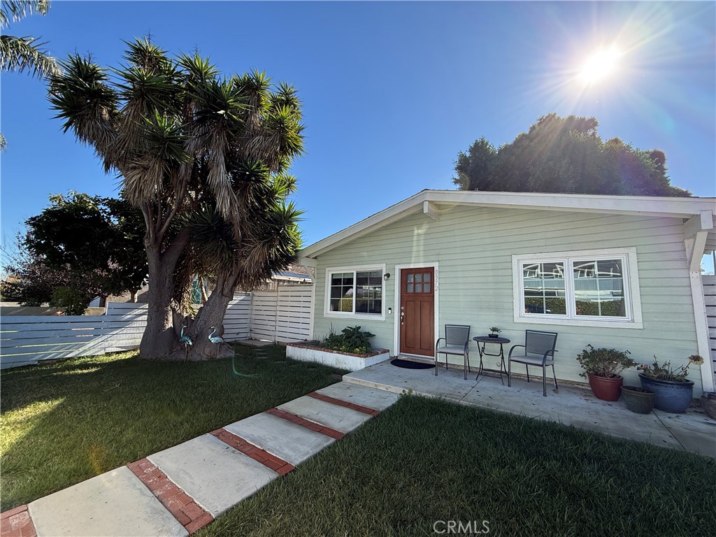 8372 Hillhead Drive, Huntington Beach CA 92646 - photo 1