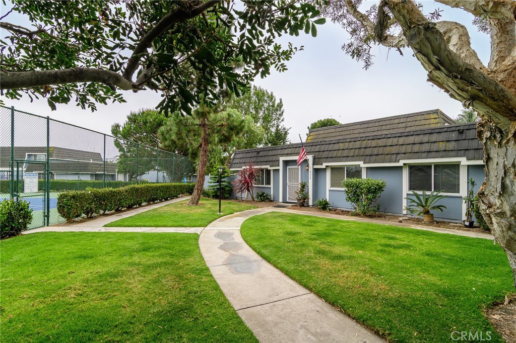 Welcome to 8379 Leeward Dr. - 8379 Leeward, Huntington Beach CA 92646 - photo 1