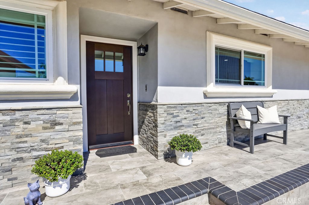 8391 Enfield Circle, Huntington Beach CA 92646 - photo 5