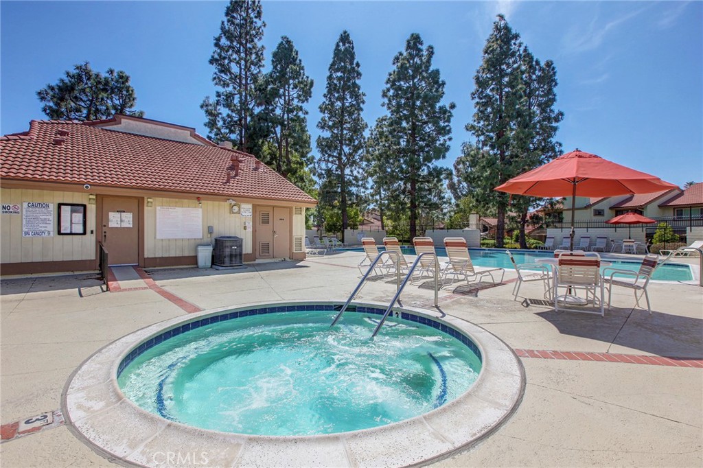 8402 Sunbeam Cir, Huntington Beach CA 92646 - photo 5