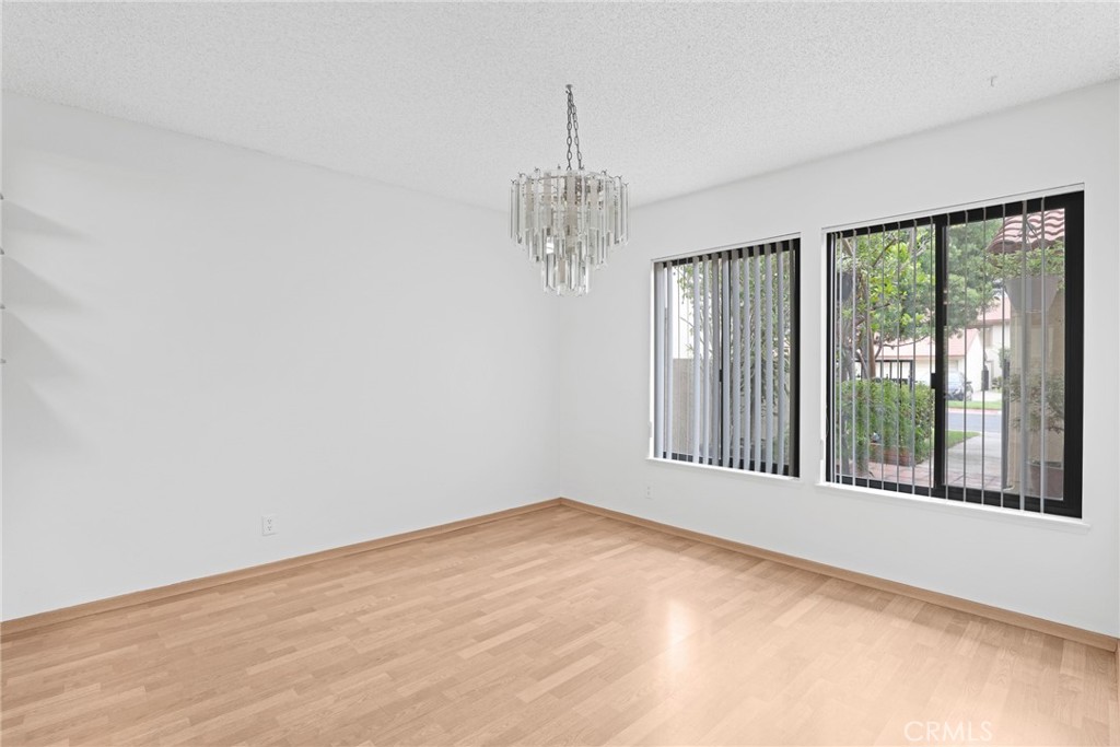 8402 Sunbeam Cir, Huntington Beach CA 92646 - photo 14