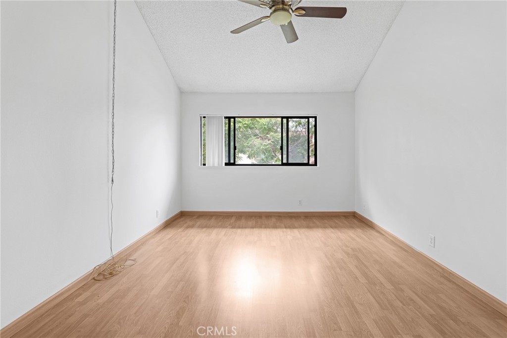 8402 Sunbeam Cir, Huntington Beach CA 92646 - photo 23