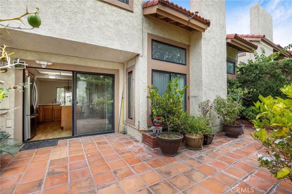 8402 Sunbeam Cir, Huntington Beach CA 92646 - photo 31