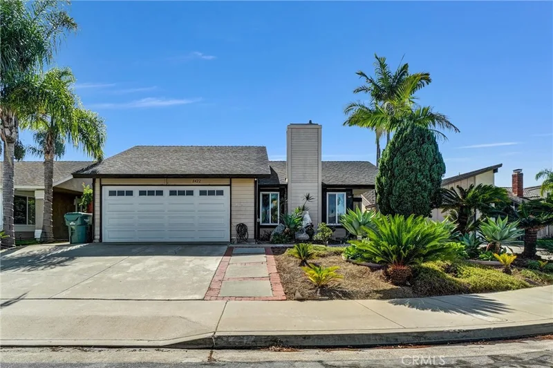 8422 Jalm Drive, Huntington Beach