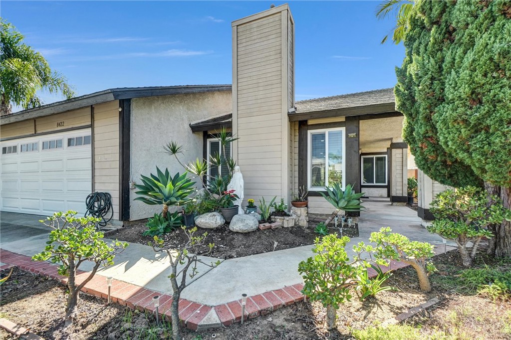 8422 Jalm Drive, Huntington Beach CA 92647 - photo 2