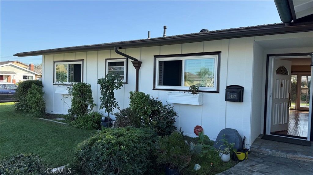 8422 Munster, Huntington Beach CA 92646 - photo 1