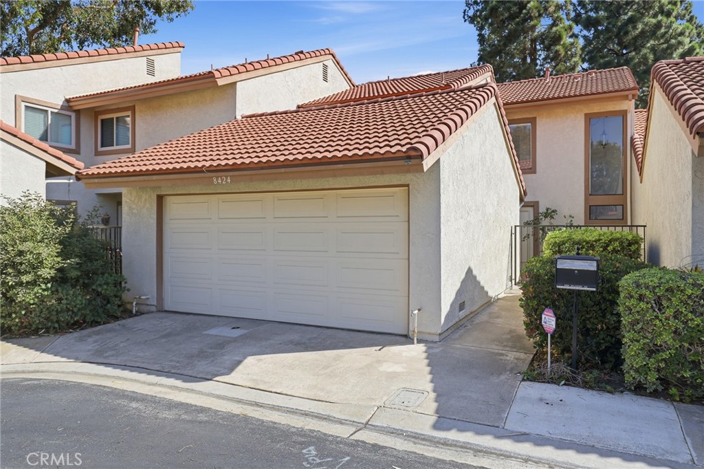 8424 Goldsport Circle, Huntington Beach CA 92646 - photo 2