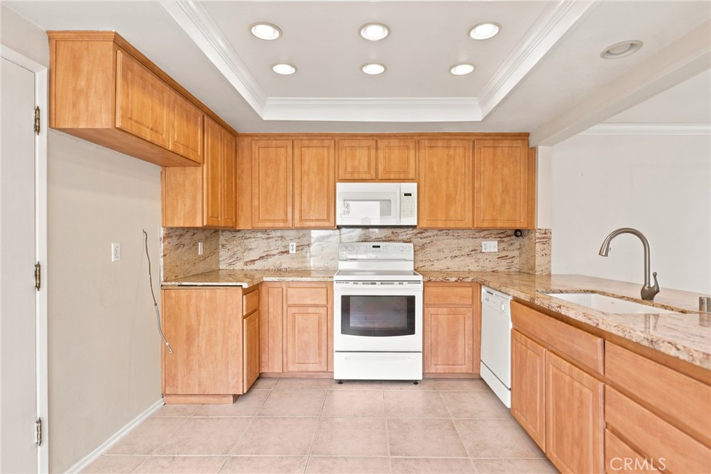 8424 Goldsport Circle, Huntington Beach CA 92646 - photo 3