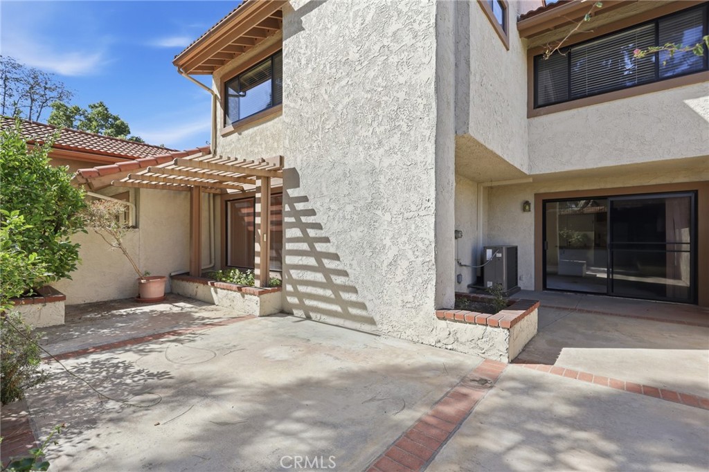 8424 Goldsport Circle, Huntington Beach CA 92646 - photo 4