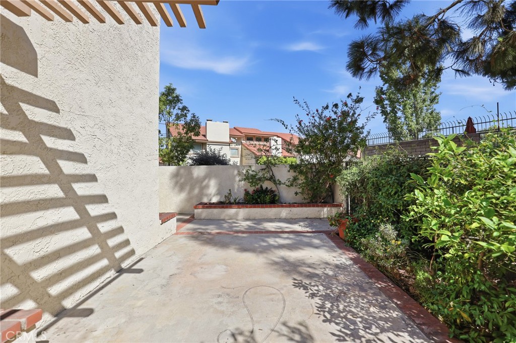 8424 Goldsport Circle, Huntington Beach CA 92646 - photo 27