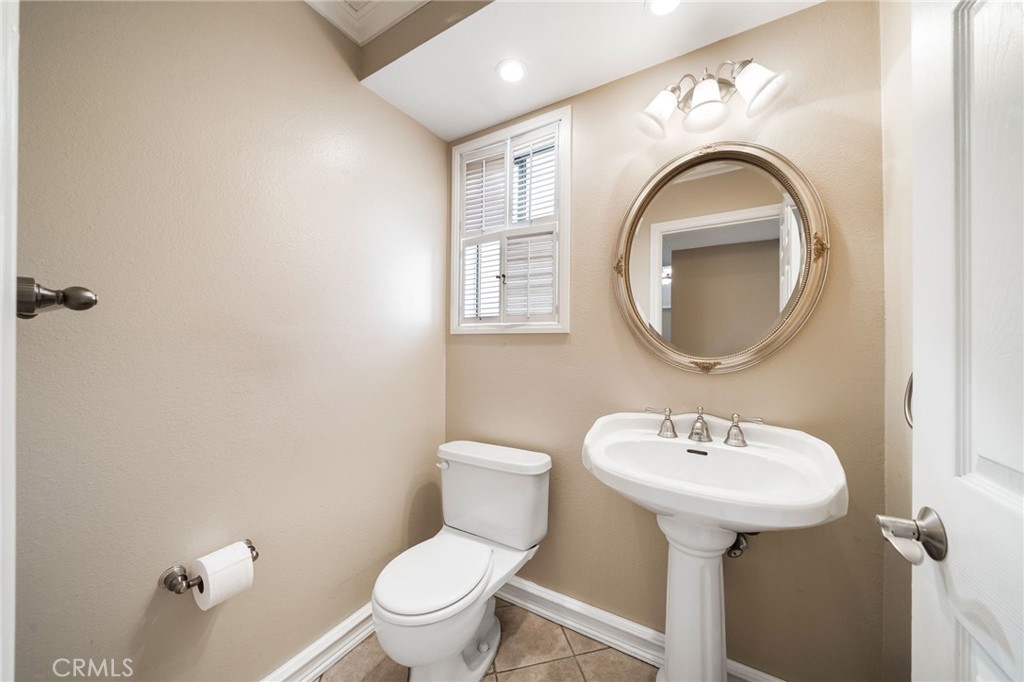 8452 Compton, Huntington Beach CA 92646 - photo 23