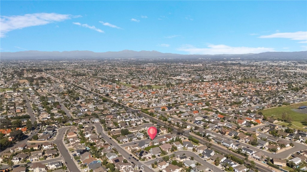 8452 Compton, Huntington Beach CA 92646 - photo 51