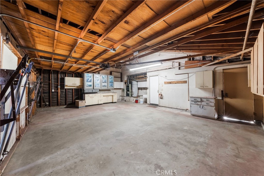 8452 Compton, Huntington Beach CA 92646 - photo 55