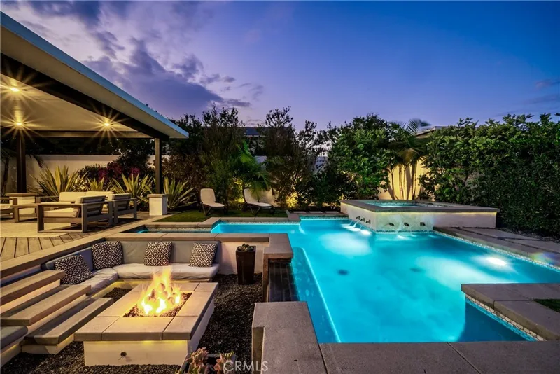 8541 Kelso Drive, Huntington Beach, CA 92646