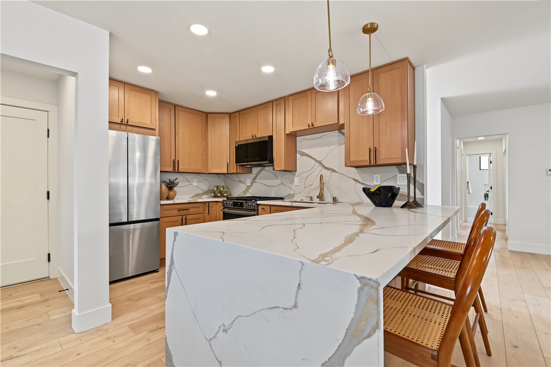 8561 Donald Circle, Huntington Beach CA 92647 - photo 10