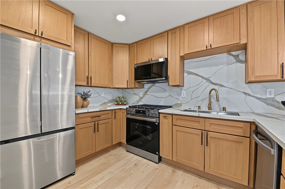 8561 Donald Circle, Huntington Beach CA 92647 - photo 12
