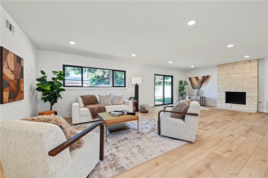 8561 Donald Circle, Huntington Beach CA 92647 - photo 18