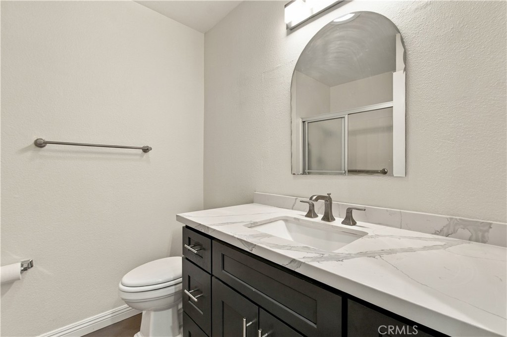 Guest Bathroom - 8565 Sierra Circle 916A, Huntington Beach CA 92646 - photo 24