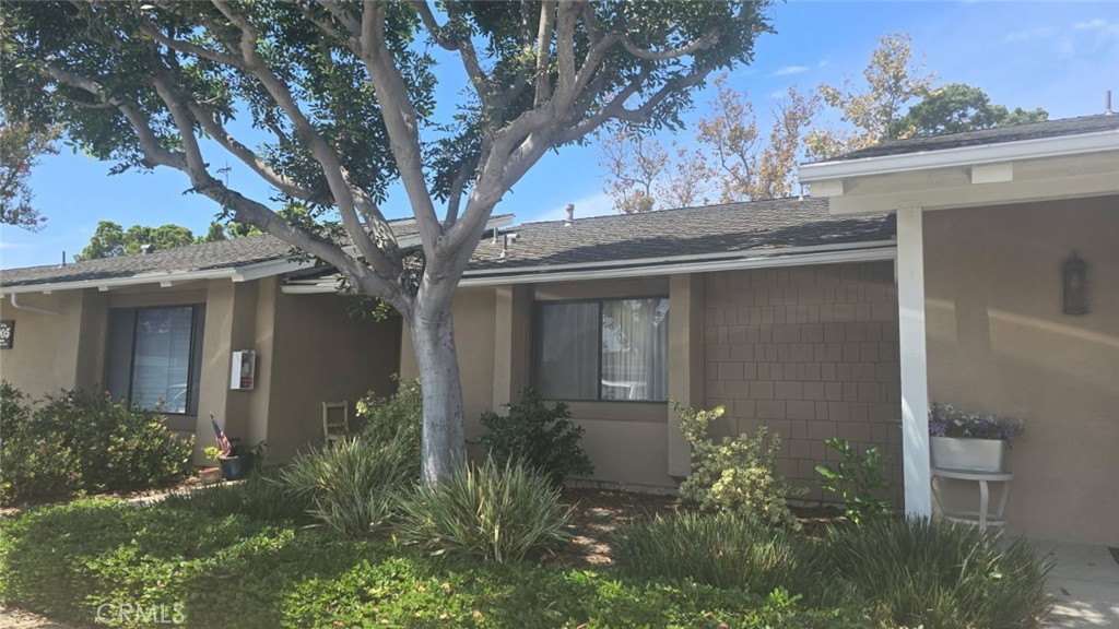 8566 Colusa Cir Court 905D, Huntington Beach CA 92646 - photo 1