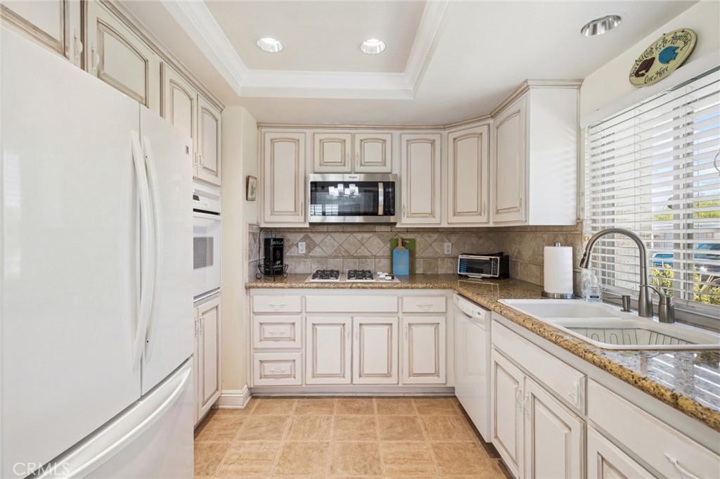 8566 Colusa Circle 905A, Huntington Beach CA 92646 - photo 17