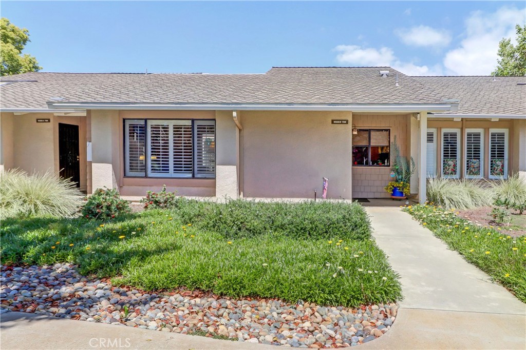 8566 Fallbrook Cir, 706-B, Huntington Beach CA 92646 - photo 1