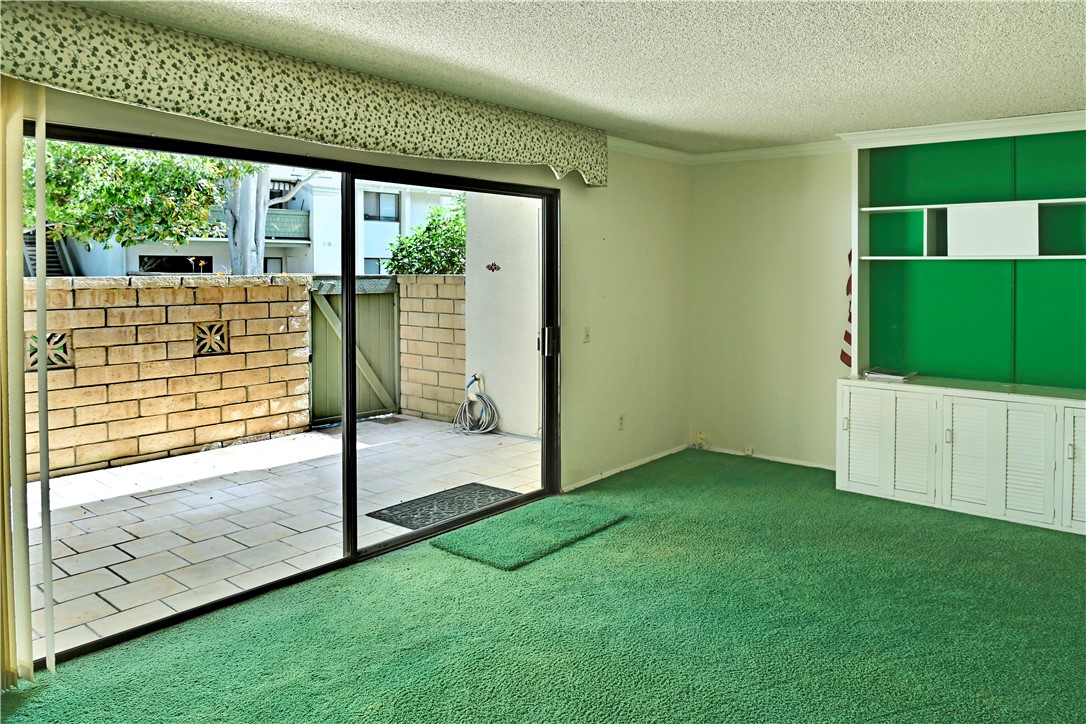 8566 Van Ness Court 22C, Huntington Beach CA 92646 - photo 3
