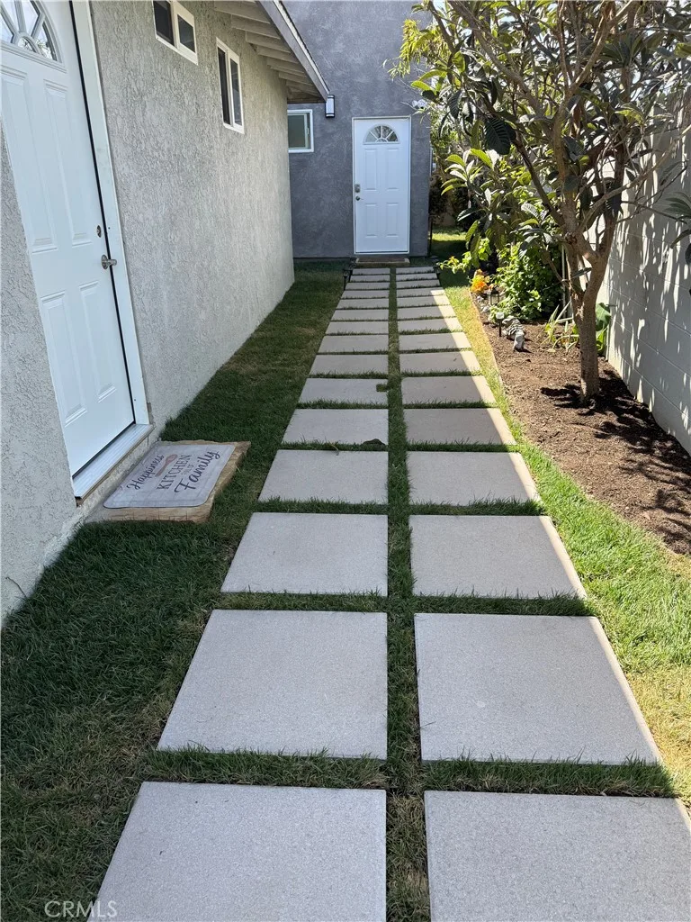 8686 Hastings Cir, Huntington Beach