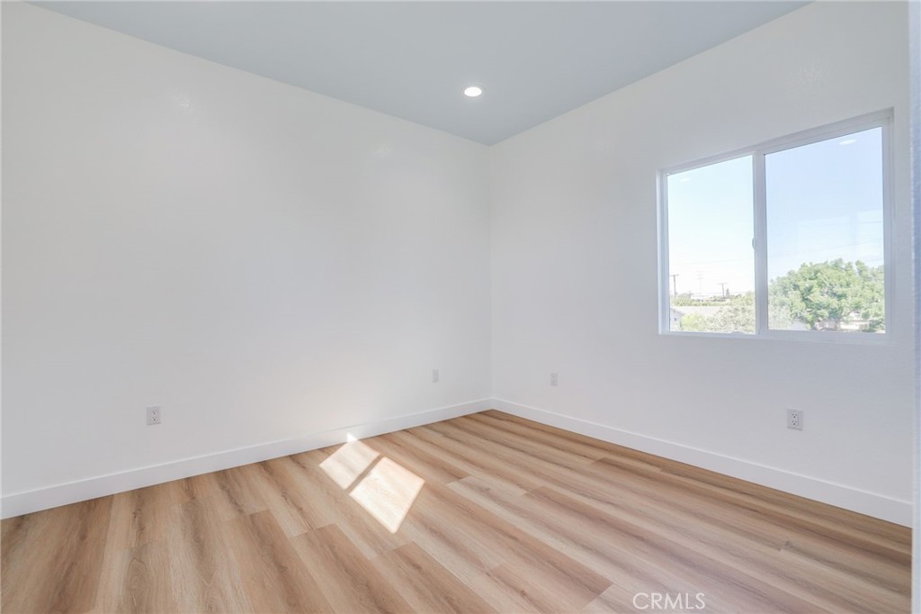 8686 Hastings Circle, Huntington Beach CA 92647 - photo 9