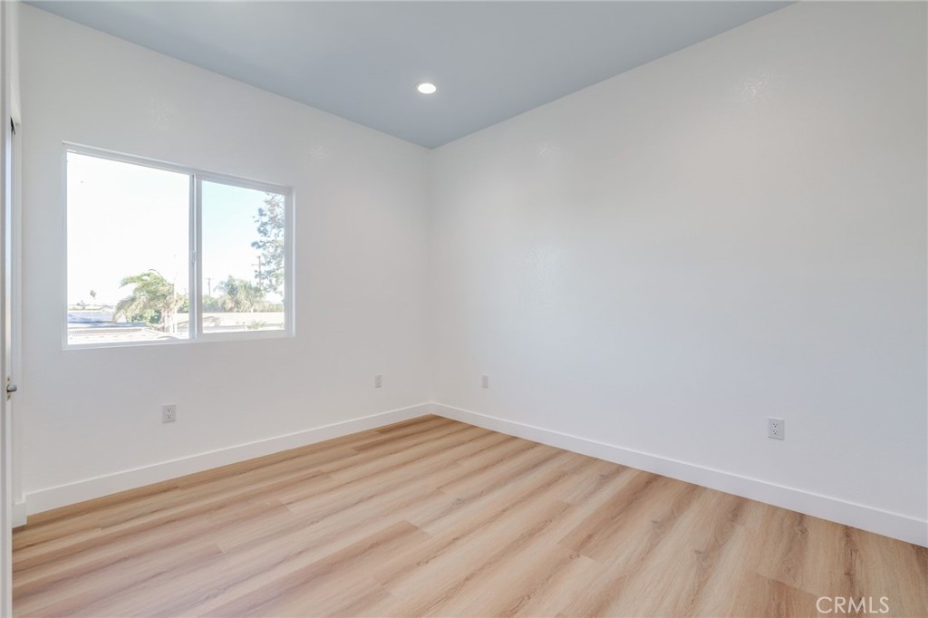 8686 Hastings Circle, Huntington Beach CA 92647 - photo 10