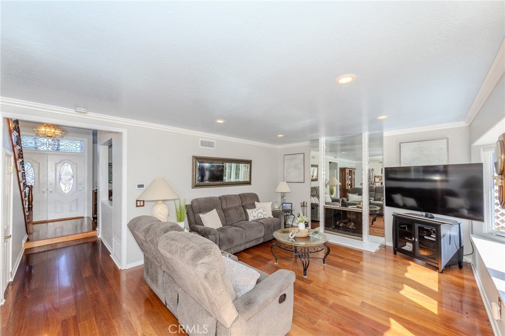 8712 Mossford Dr., Huntington Beach CA 92646 - photo 10