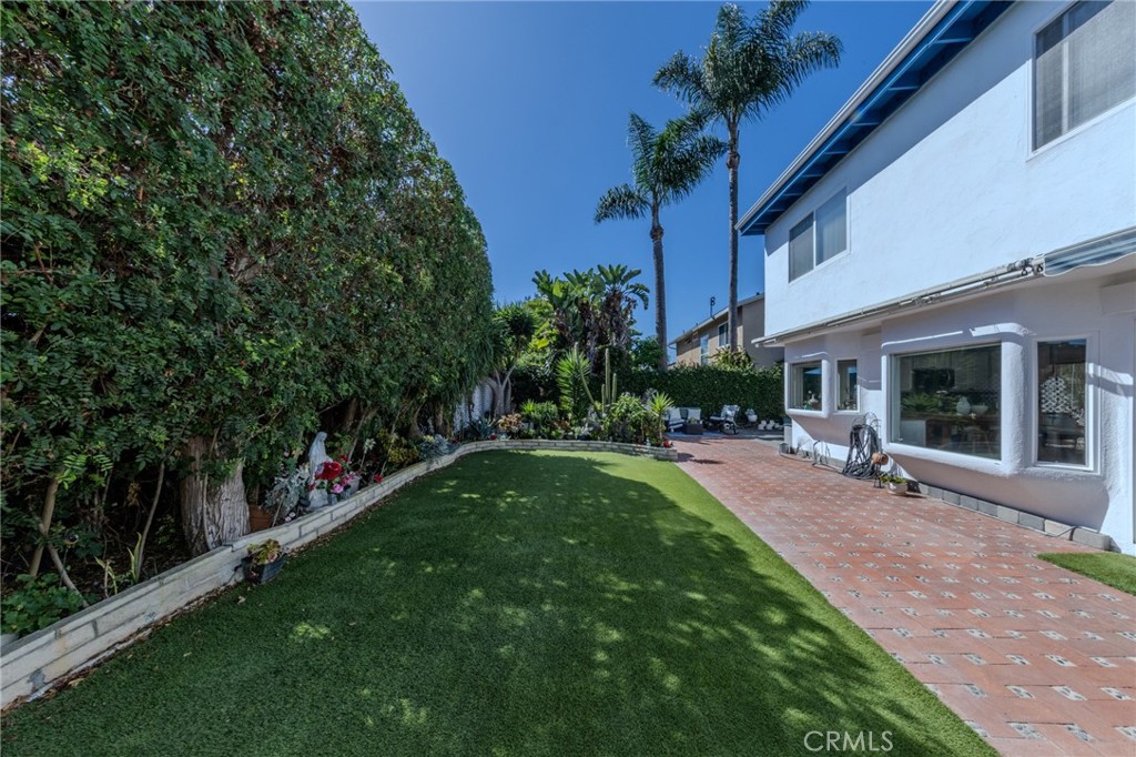 8712 Mossford Dr., Huntington Beach CA 92646 - photo 38