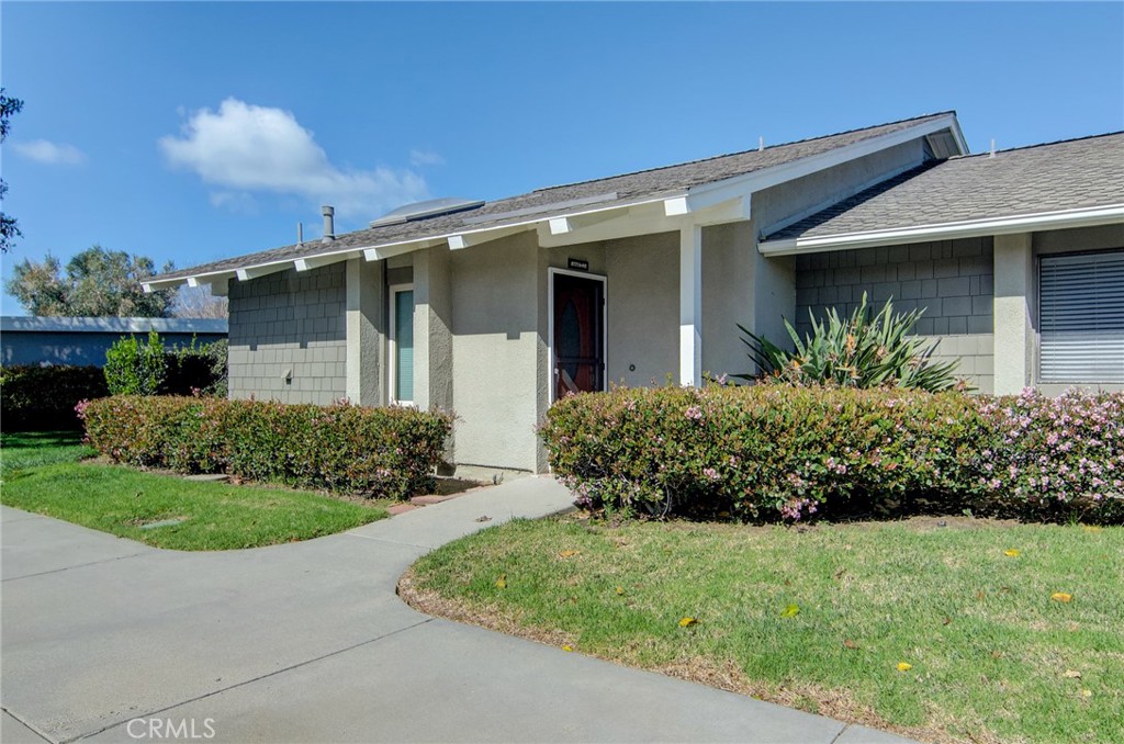 8777 Tulare 412A, Huntington Beach CA 92646 - photo 1