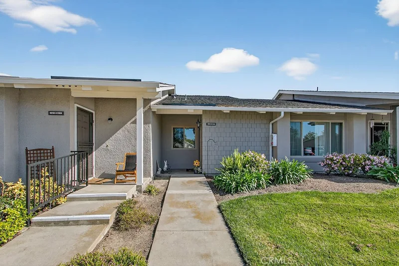 8816 Yuba Circle 1108B, Huntington Beach, CA 92646
