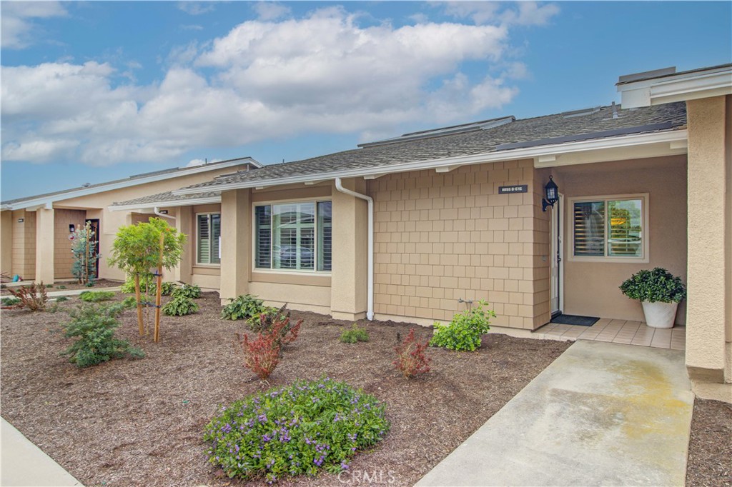 8855 Sutter Circle 515-B, Huntington Beach CA 92646 - photo 1