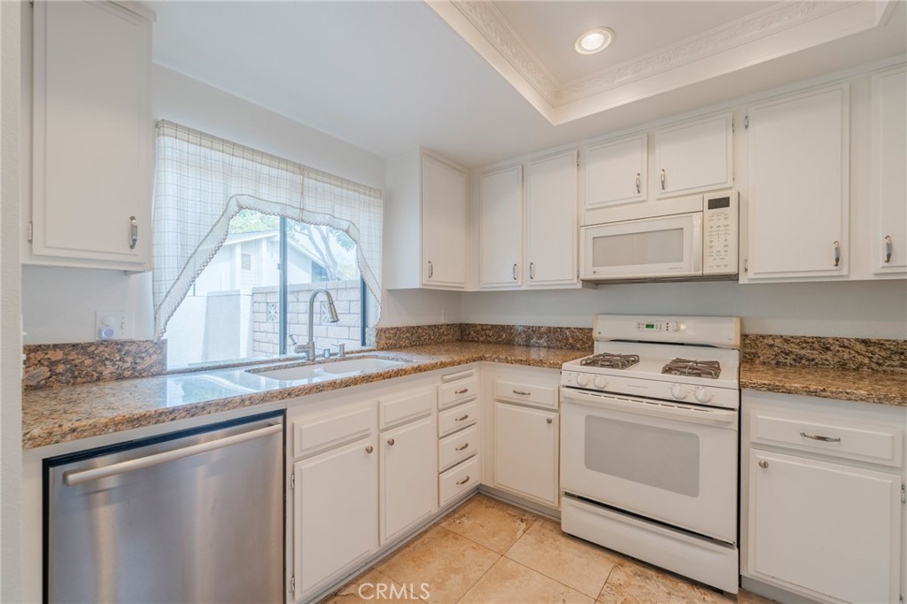 8885 Modoc Circle 1206A, Huntington Beach CA 92646 - photo 13