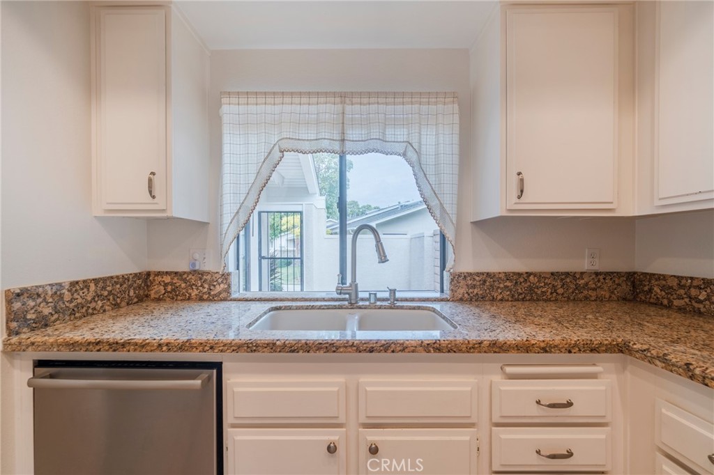 8885 Modoc Circle 1206A, Huntington Beach CA 92646 - photo 14