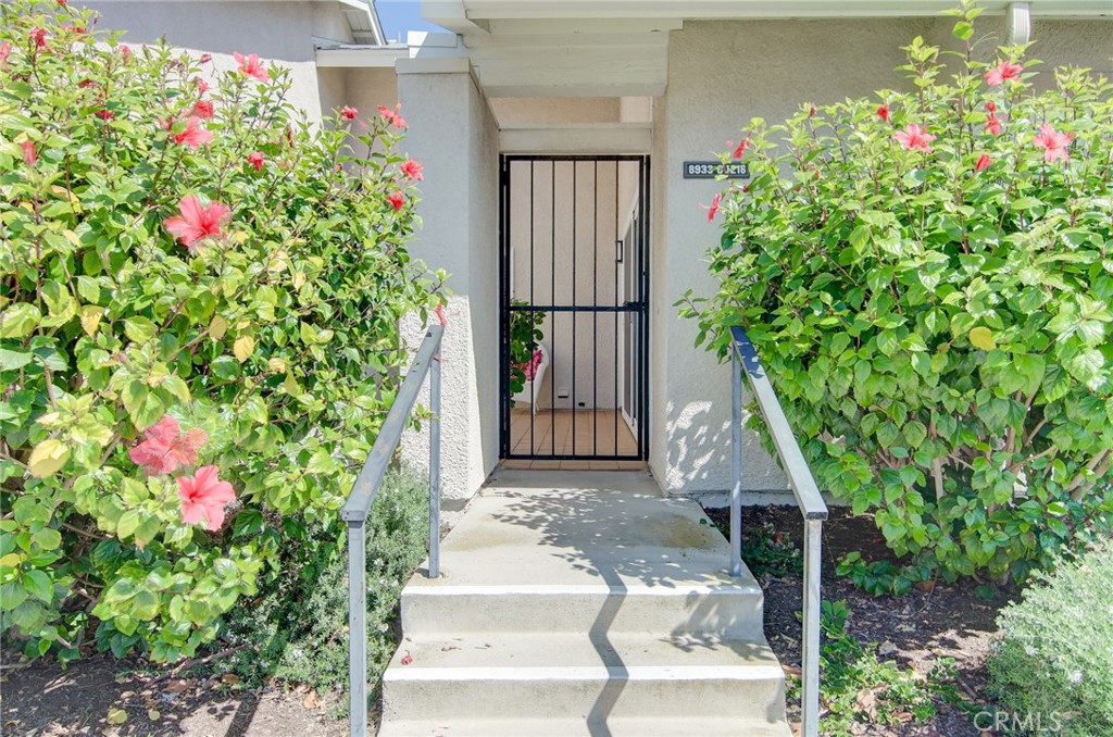 8933 Modesto Circle 1216C, Huntington Beach CA 92646 - photo 2