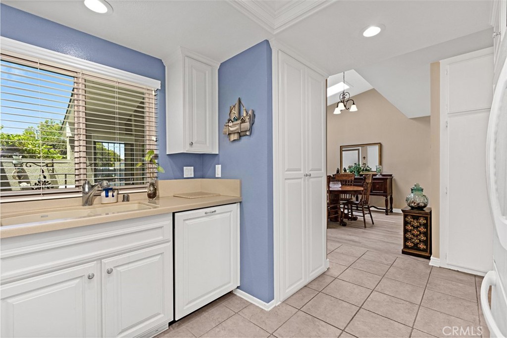 8933 Yolo 1307-B, Huntington Beach CA 92646 - photo 26